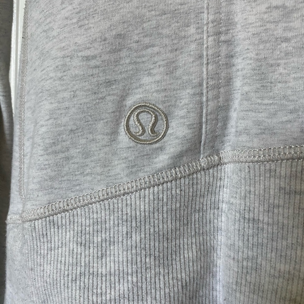 Lululemon Jacket - Picture 4 of 5